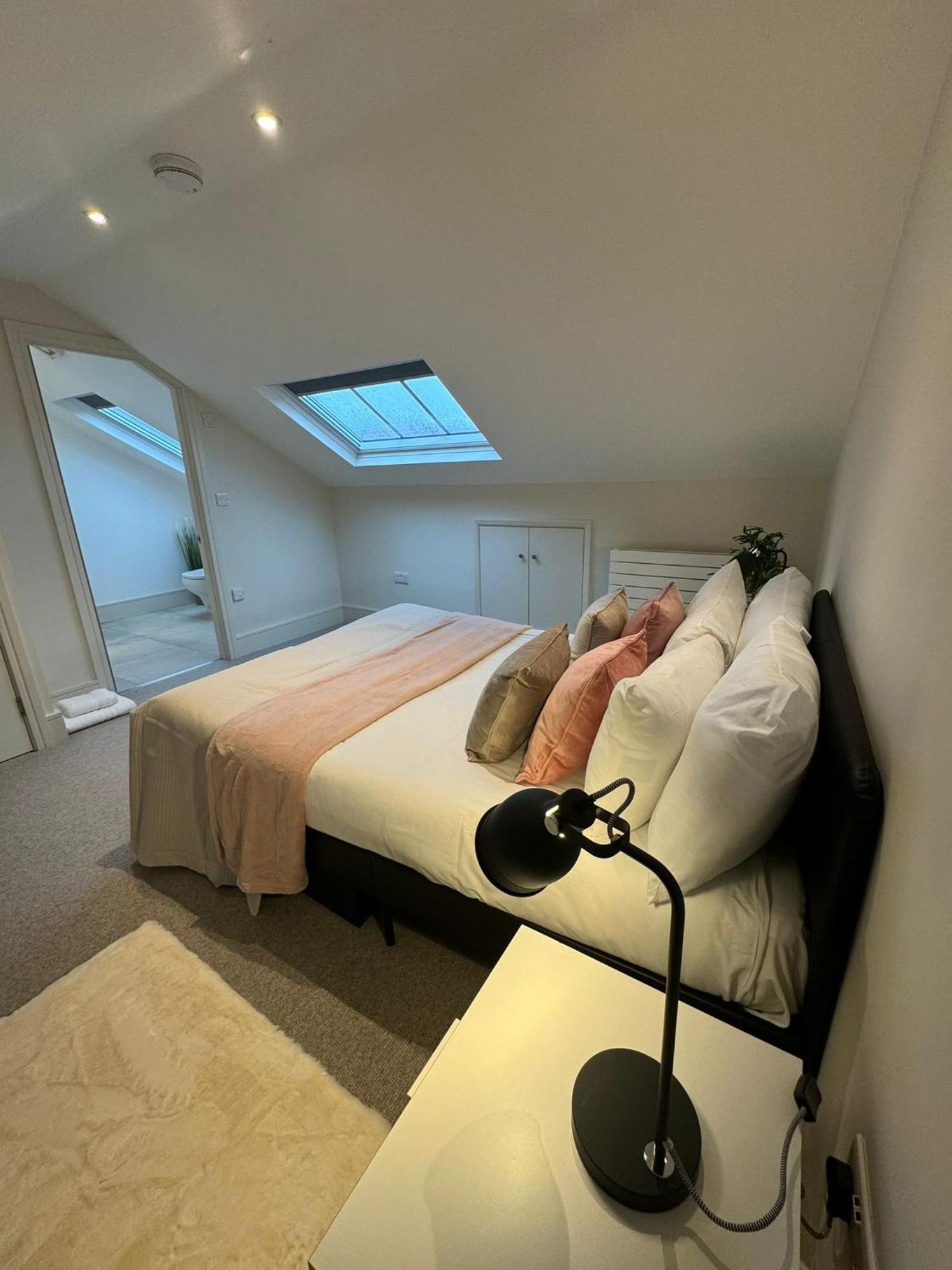 Appartement Osbourne House Pink 2 Bed, 2 And Half Bath à Birmingham Extérieur photo