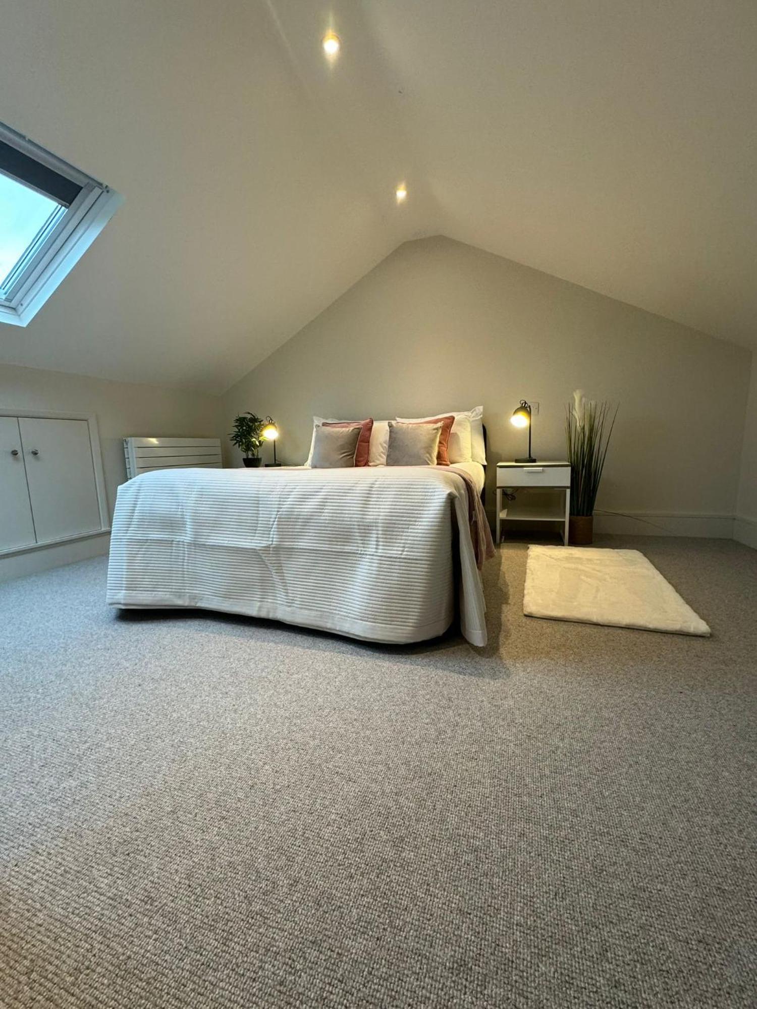 Appartement Osbourne House Pink 2 Bed, 2 And Half Bath à Birmingham Extérieur photo
