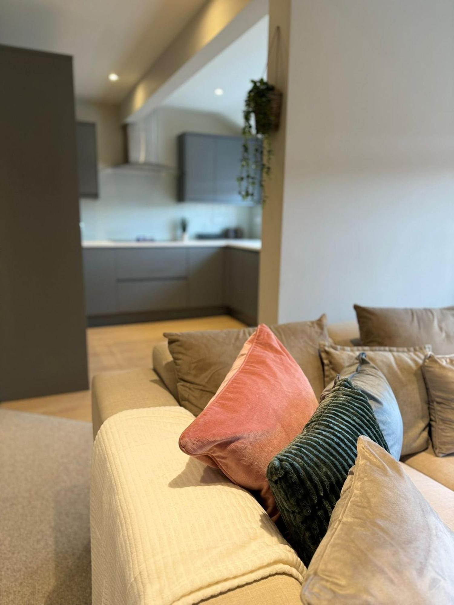 Appartement Osbourne House Pink 2 Bed, 2 And Half Bath à Birmingham Extérieur photo