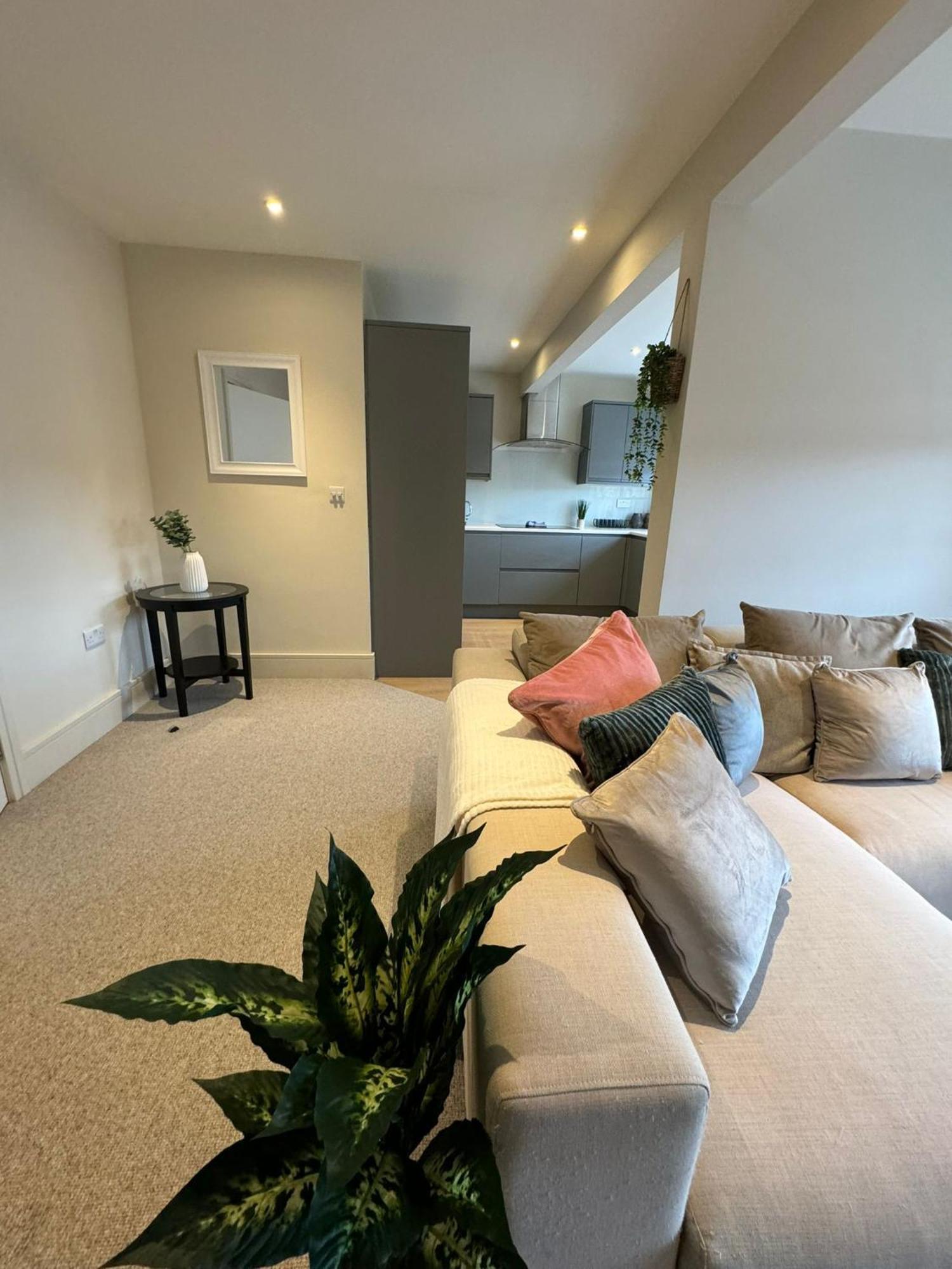 Appartement Osbourne House Pink 2 Bed, 2 And Half Bath à Birmingham Extérieur photo