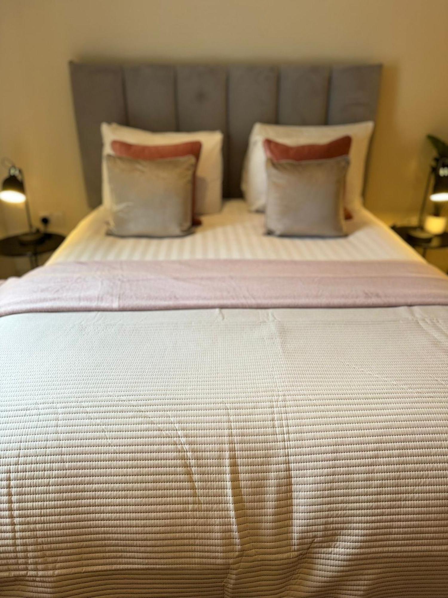 Appartement Osbourne House Pink 2 Bed, 2 And Half Bath à Birmingham Extérieur photo